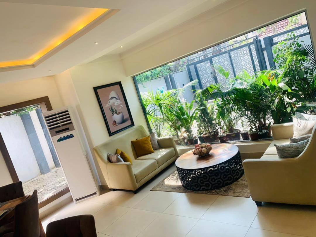 Swiss Pearl Continental Suite Wupa 외부 사진