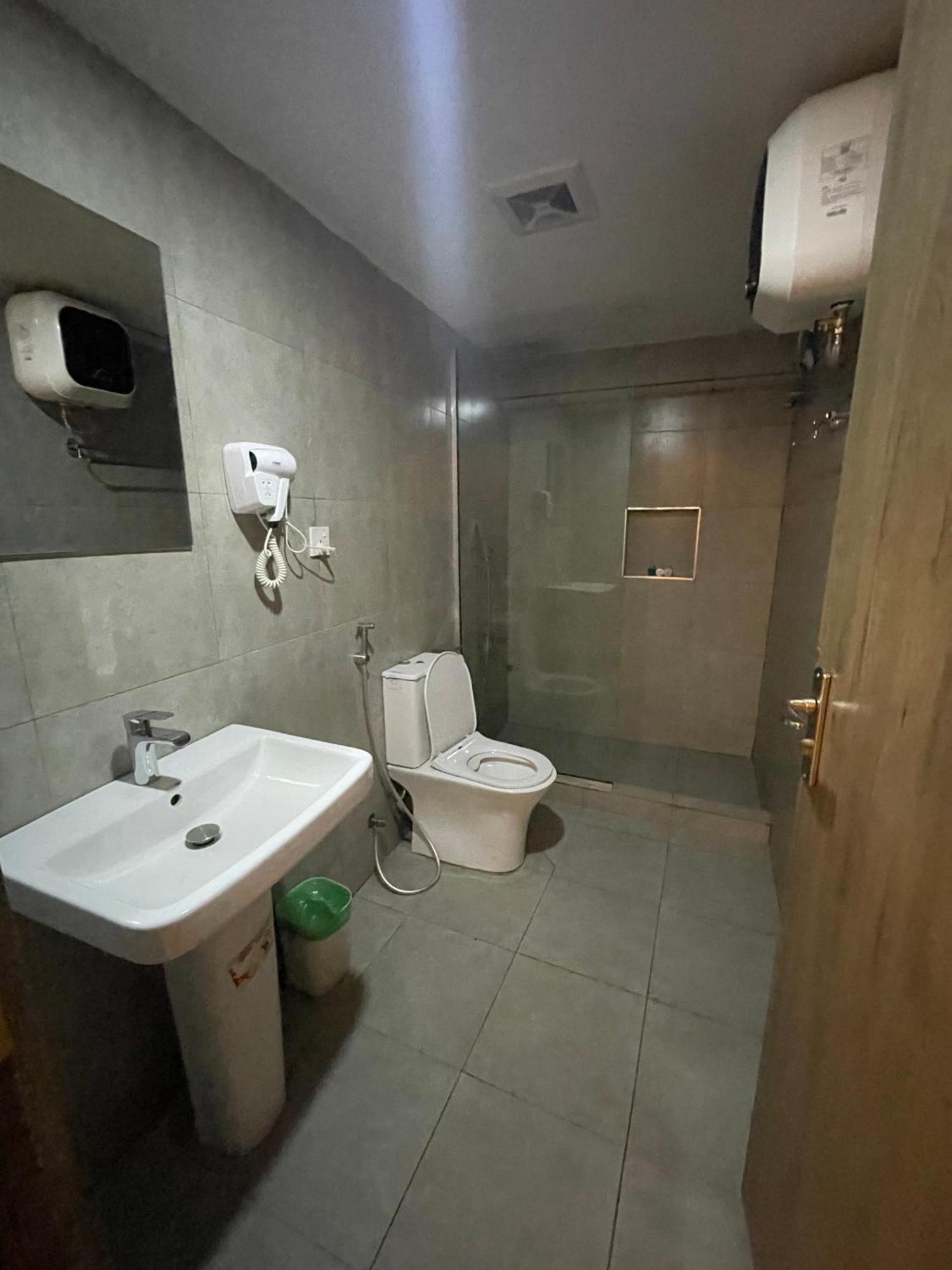 Swiss Pearl Continental Suite Wupa 외부 사진