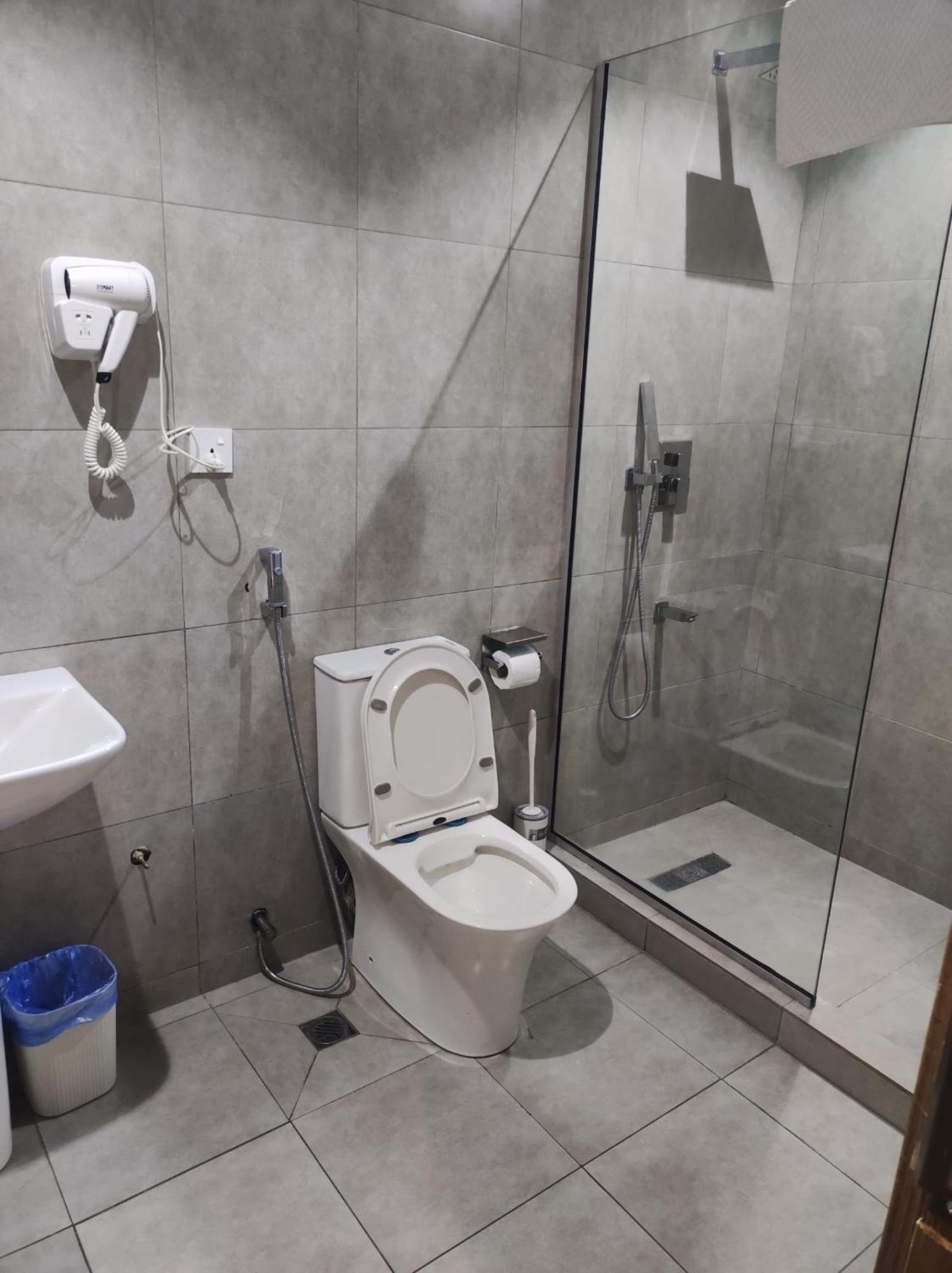 Swiss Pearl Continental Suite Wupa 외부 사진